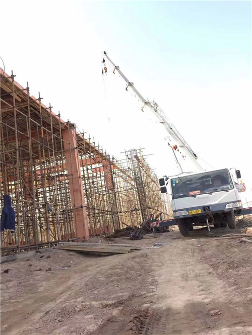 安康市25 吨、50 吨吊车怎么选？多大重量 / 半径适合对应车型？